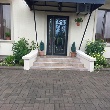 Mate'S Guest House Kobuleti Exterior foto