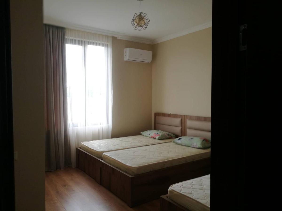 Mate'S Guest House Kobuleti Exterior foto